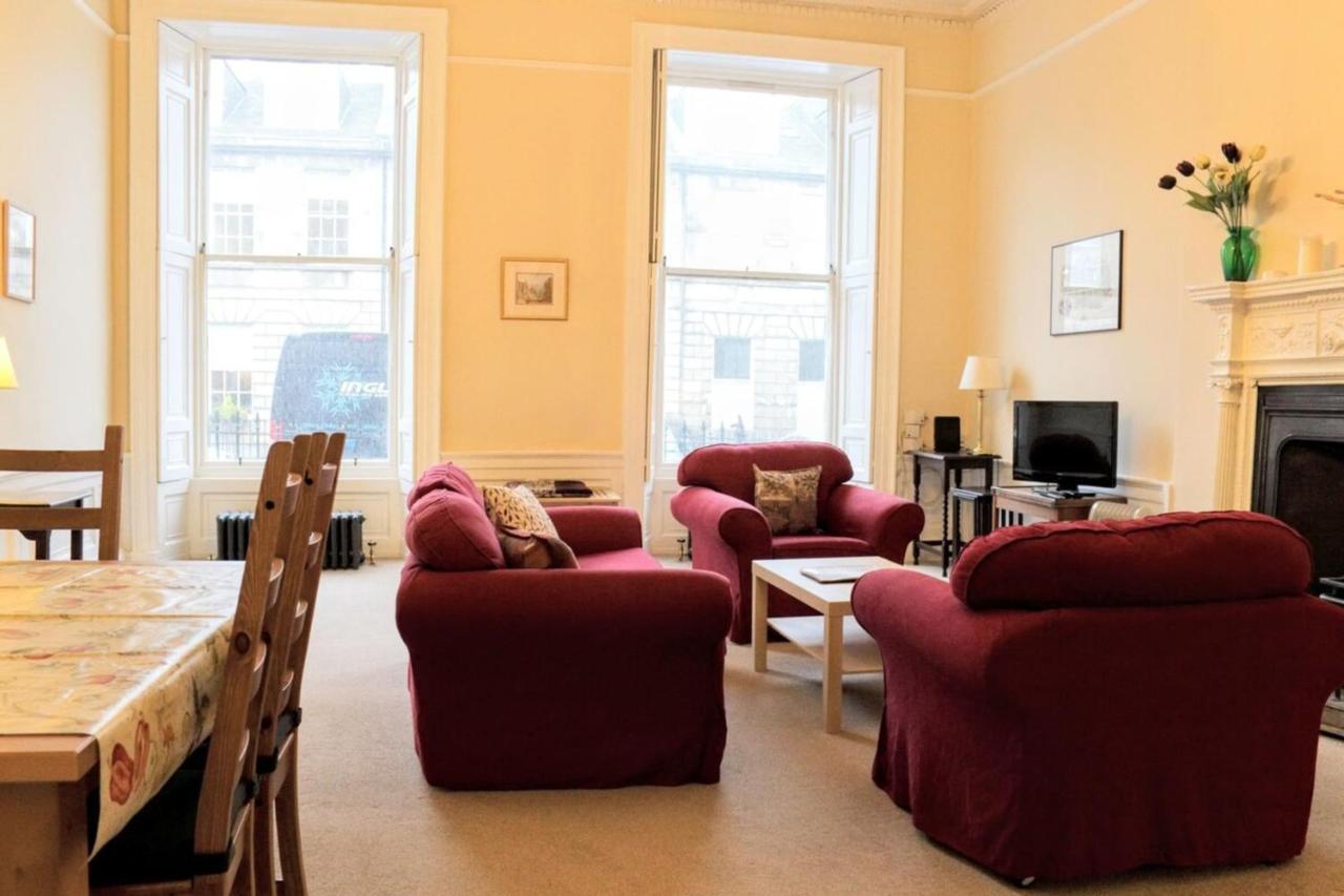 Traditional Georgian Flat In New Town EDI Kültér fotó
